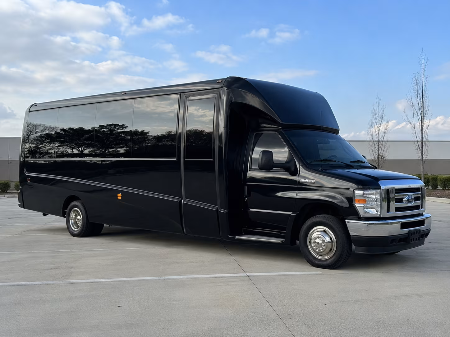 stockton hospital and campus shuttle bus rentals